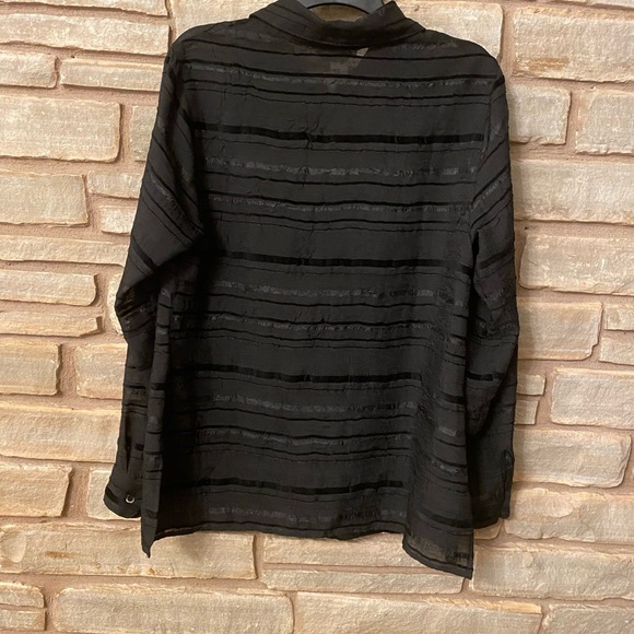 Coldwater Creek Semi-Sheer Stripe Shirt long sleeves size M - Picture 3 of 9